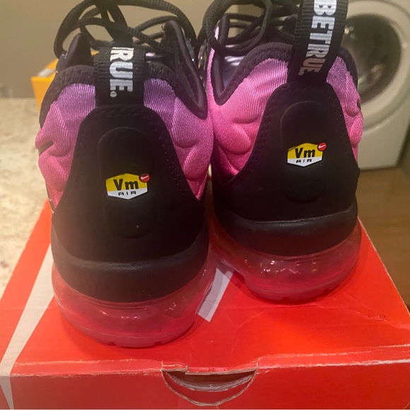 Vapor Max - Picture 2 of 5